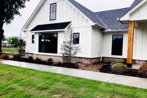 Exterior - Front Elevation 6 for Craftsman House Plan #430-201 - 4 bed, 3 bath