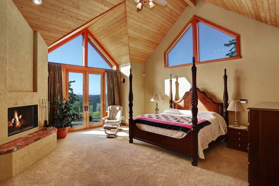 Interior - Master Bathroom for Craftsman House Plan #124-691 - 3 bed, 5.5 bath