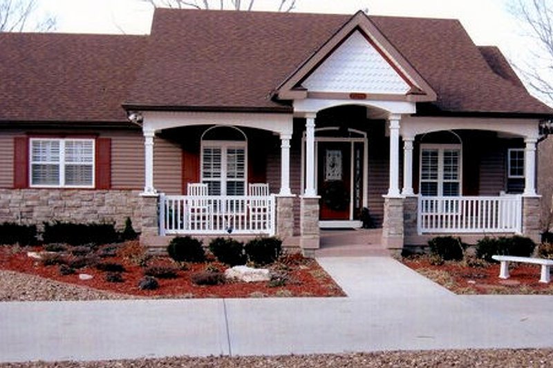 Dream House Plan - Southern Exterior - Front Elevation Plan #405-199