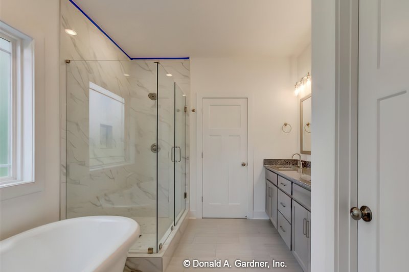 Home Plan - Interior - Master Bathroom 1 for Country House Plan #929-52 - 3 bed, 2.5 bath