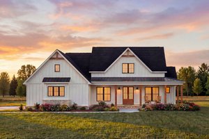 Dream House Plan - Exterior - Front Elevation for Farmhouse House Plan #1074-137 - 4 bed, 3.5 bath