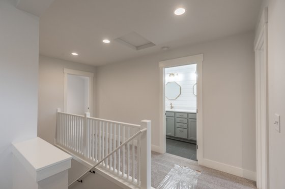 Interior - Other 2 for Country House Plan #1070-33 - 3 bed, 2.5 bath