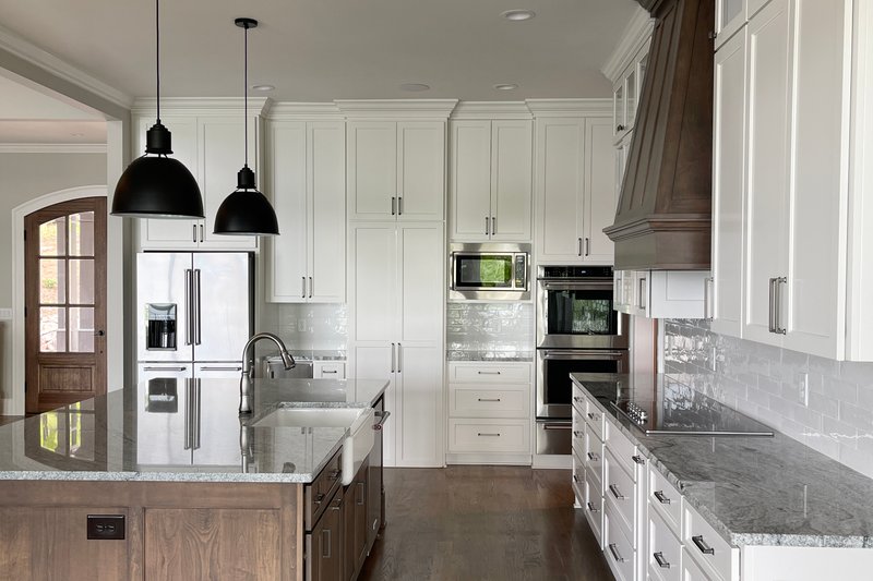 Architectural House Design - Interior - Kitchen 1 for Craftsman House Plan #437-124 - 3 bed, 3.5 bath