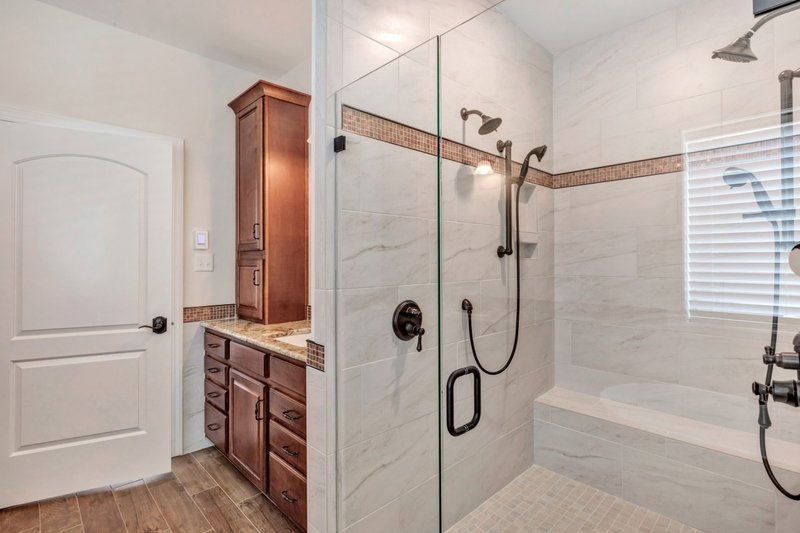 Dream House Plan - Interior - Master Bathroom 1 for Country House Plan #1080-10 - 4 bed, 3.5 bath