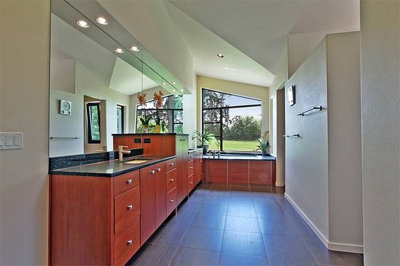 Master Bath - 3300 square foot Modern home