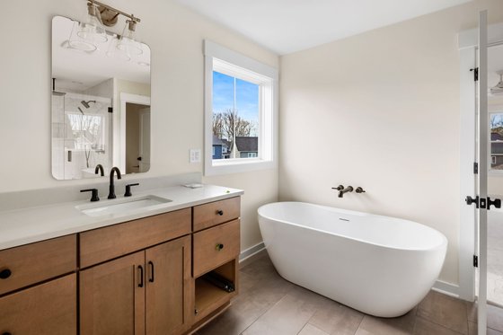 Photo 28 for Farmhouse House Plan #1080-6 - 5 bed, 4.5 bath