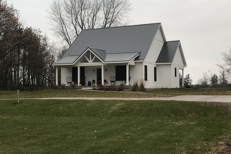 Dream House Plan - Photo 3 for Farmhouse House Plan #932-345 - 3 bed, 2.5 bath