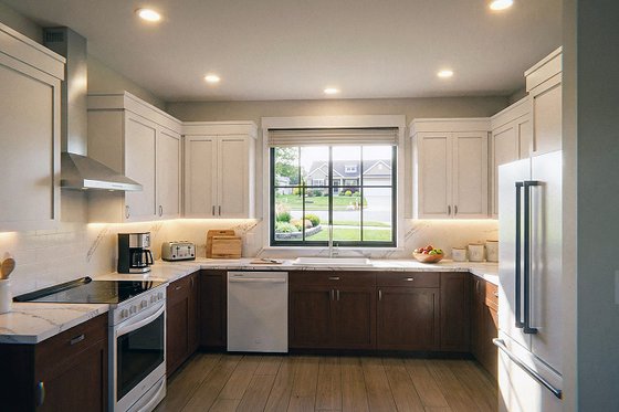 Interior - Kitchen for Farmhouse House Plan #1099-14 - 3 bed, 2 bath