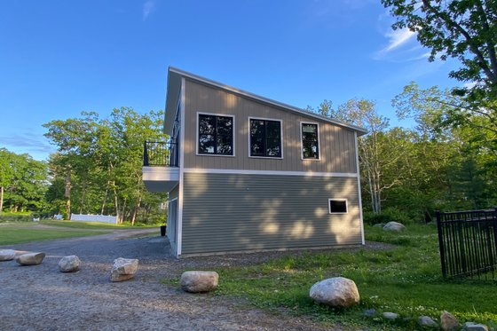 Photo 4 for Modern House Plan #932-386 - 2 bed, 1 bath