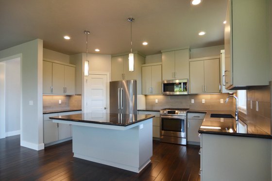 Interior - Kitchen for Prairie House Plan #124-1065 - 3 bed, 2 bath