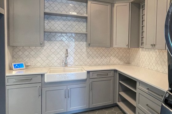 Interior - Laundry for Traditional House Plan #1058-218 - 4 bed, 4 bath