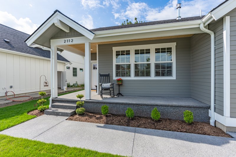 Dream House Plan - Exterior - Front Elevation 3 for Craftsman House Plan #1070-98 - 3 bed, 2 bath