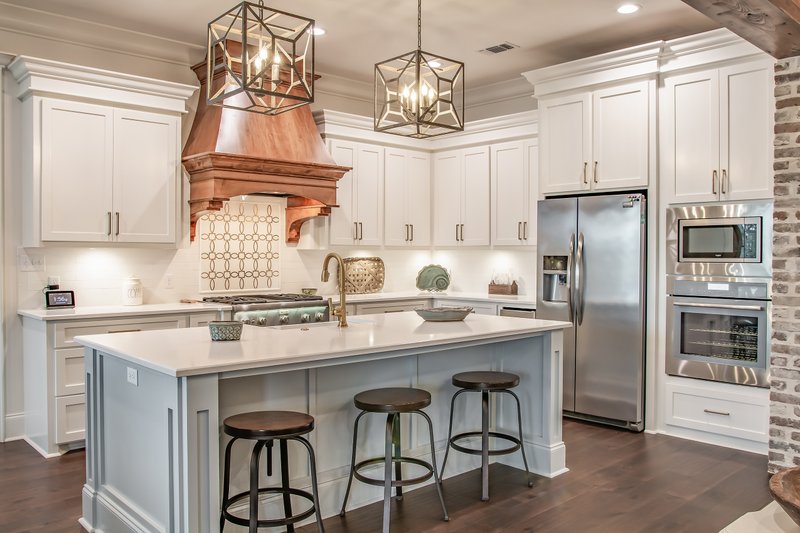 Dream House Plan - Interior - Kitchen 1 for European House Plan #430-192 - 3 bed, 2 bath