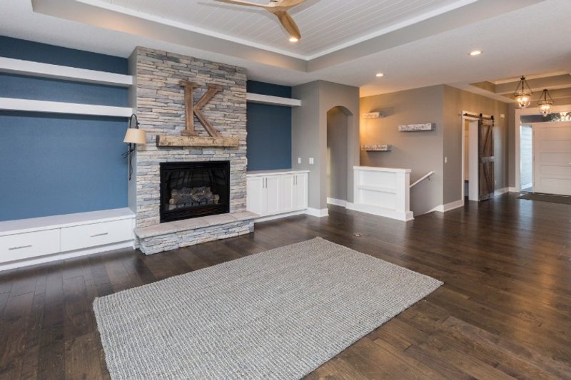 House Blueprint - Interior - Family Room for Ranch House Plan #70-1552 - 5 bed, 3 bath