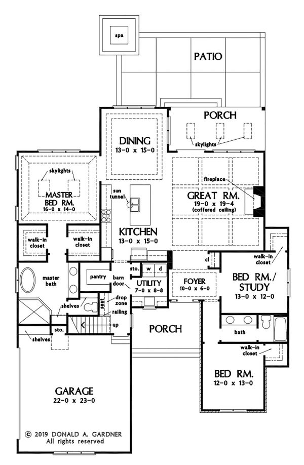Craftsman Floor Plan - Main Floor Plan #929-1112