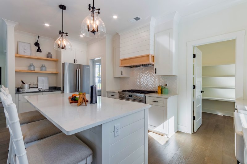 Dream House Plan - Interior - Kitchen for Farmhouse House Plan #461-108 - 4 bed, 3.5 bath