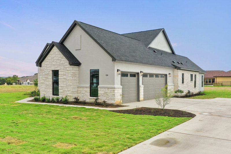 House Plan Design - Photo 7 for Farmhouse House Plan #430-291 - 4 bed, 3.5 bath