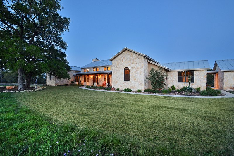 Architectural House Design - Exterior - Other Elevation 1 for Ranch House Plan #140-149 - 3 bed, 2.5 bath