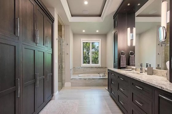 Interior - Master Bathroom for Beach House Plan #548-56 - 5 bed, 5.5 bath