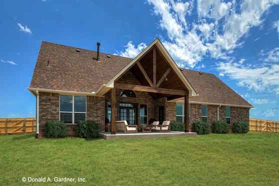 Exterior - Rear Elevation for Ranch House Plan #929-1002 - 3 bed, 2 bath