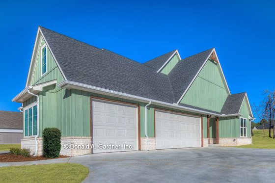 Exterior - Other Elevation for Farmhouse House Plan #929-1070 - 4 bed, 3 bath
