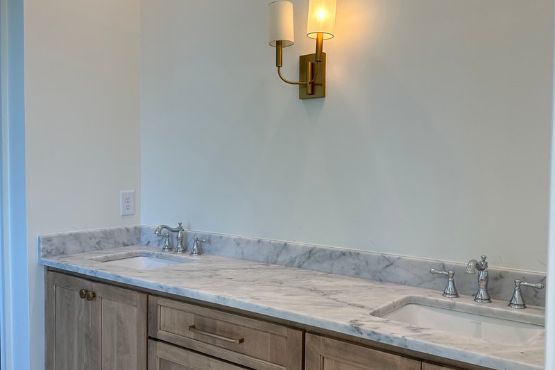 Architectural House Design - Interior - Master Bathroom 3 for Craftsman House Plan #437-143 - 4 bed, 3.5 bath