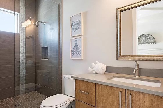 Interior - Bathroom for Contemporary House Plan #548-65 - 4 bed, 4.5 bath