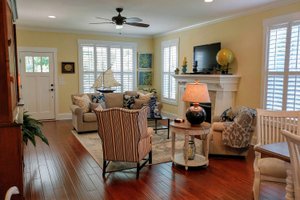 Interior - Dining Room for Craftsman House Plan #461-20 - 3 bed, 2 bath