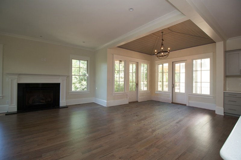 Architectural House Design - Interior - Dining Room for Craftsman House Plan #119-370 - 4 bed, 4 bath
