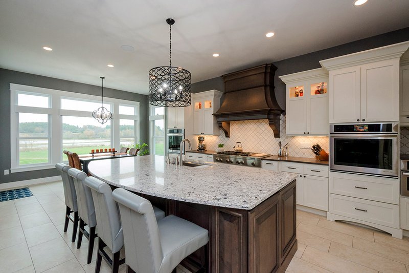 Dream House Plan - Interior - Kitchen 2 for Ranch House Plan #70-1501 - 4 bed, 4 bath