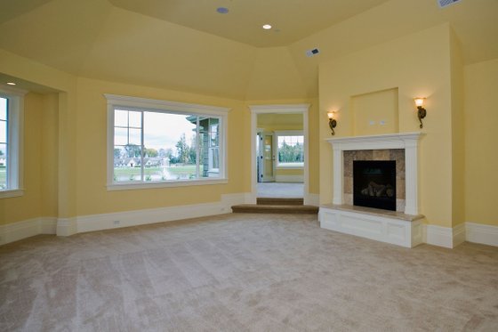 Photo 22 for Craftsman House Plan #132-182 - 5 bed, 5.5 bath