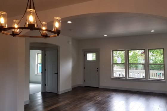 Interior - Family Room for Craftsman House Plan #1105-7 - 2 bed, 1.5 bath