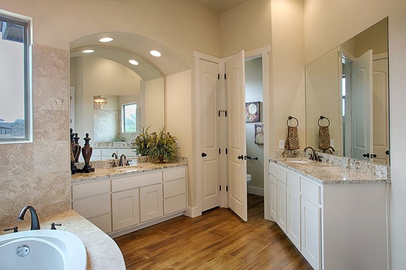 Architectural House Design - Interior - Master Bathroom for Mediterranean House Plan #80-141 - 4 bed, 4 bath