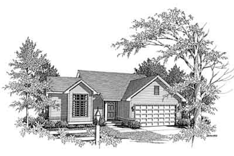 Traditional Style House Plan - 3 Beds 2 Baths 1370 Sq/Ft Plan #70-118
