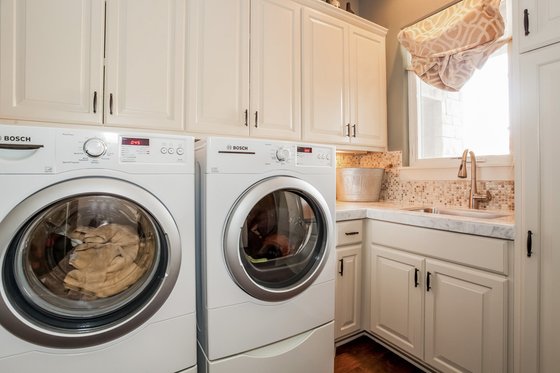 Interior - Laundry for Prairie House Plan #80-198 - 4 bed, 4.5 bath