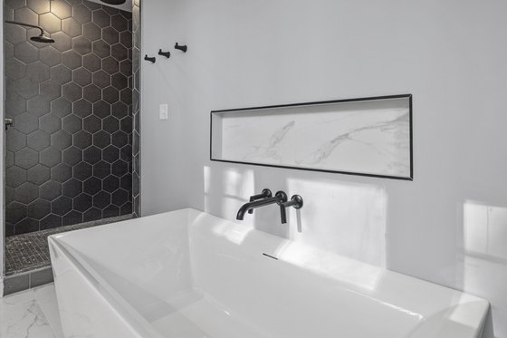 Photo 5 for Country House Plan #1080-8 - 4 bed, 3 bath