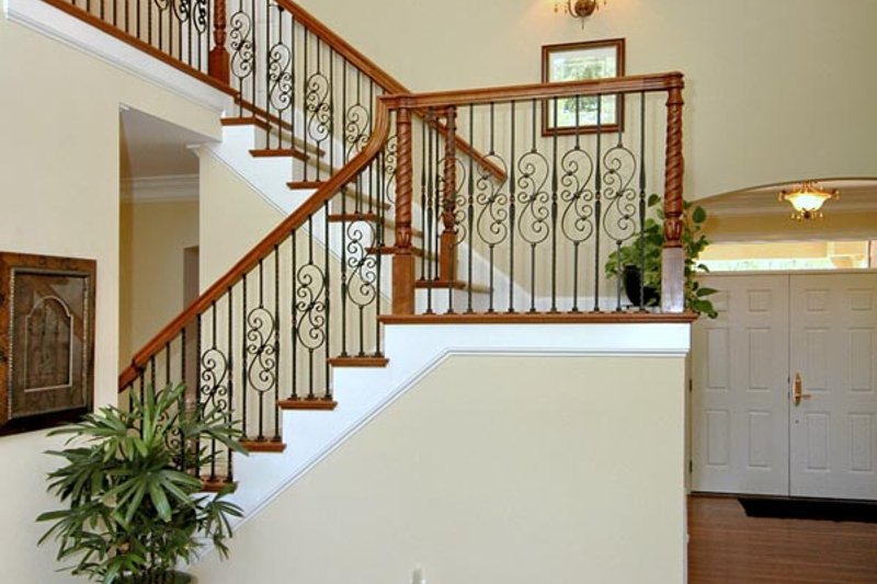 House Plan Design - Photo 7 for Traditional House Plan #20-1867 - 3 bed, 3 bath