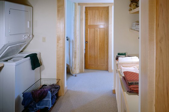 Interior - Laundry for Contemporary House Plan #454-3 - 3 bed, 2.5 bath