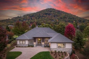 Exterior - Front Elevation for Craftsman House Plan #938-148 - 4 bed, 4.5 bath