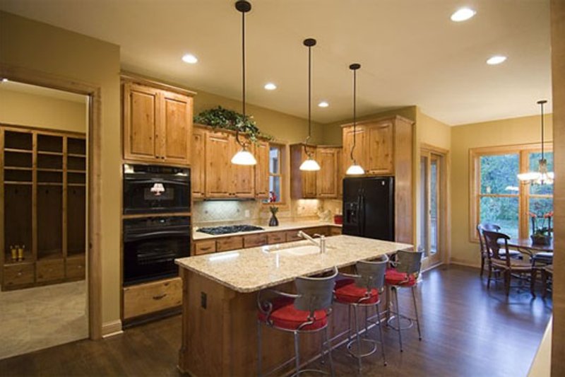 Architectural House Design - Interior - Kitchen for Craftsman House Plan #56-597 - 4 bed, 3.5 bath