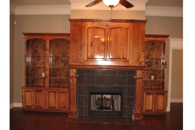 House Plan Design - Interior - Family Room for Southern House Plan #430-37 - 4 bed, 2.5 bath