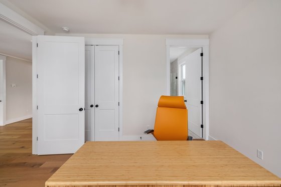 Photo 27 for Traditional House Plan #1080-19 - 5 bed, 4.5 bath