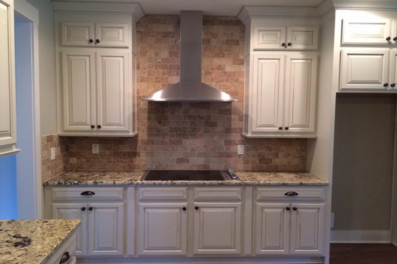 Interior - Kitchen 2 for Traditional House Plan #927-6 - 4 bed, 3 bath