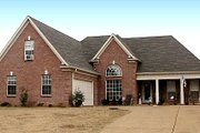 Traditional Style House Plan - 3 Beds 2 Baths 1840 Sq/Ft Plan #81-893 