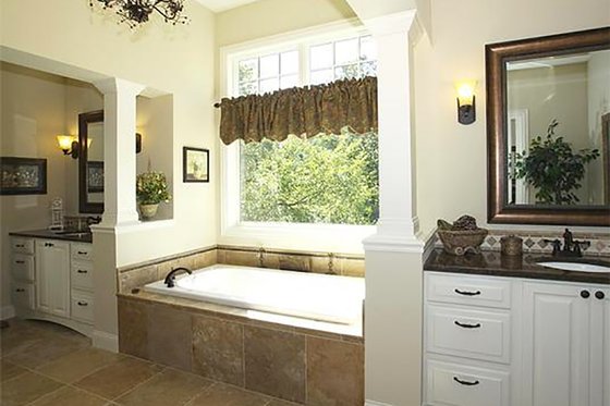 Interior - Master Bathroom for Craftsman House Plan #132-230 - 2 bed, 2.5 bath