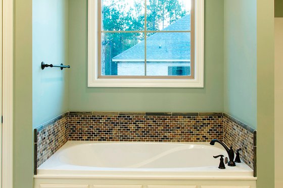 Interior - Master Bathroom for European House Plan #430-131 - 3 bed, 2.5 bath