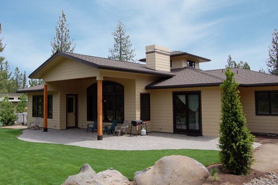 Photo 3 for Craftsman House Plan #895-16 - 3 bed, 4 bath