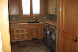 Photo 4 for Craftsman House Plan #124-737 - 2 bed, 2.5 bath