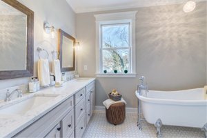 Interior - Master Bathroom 1 for Craftsman House Plan #79-348 - 3 bed, 2.5 bath