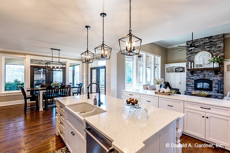 Dream House Plan - Interior - Kitchen 2 for Traditional House Plan #929-1042 - 5 bed, 5 bath